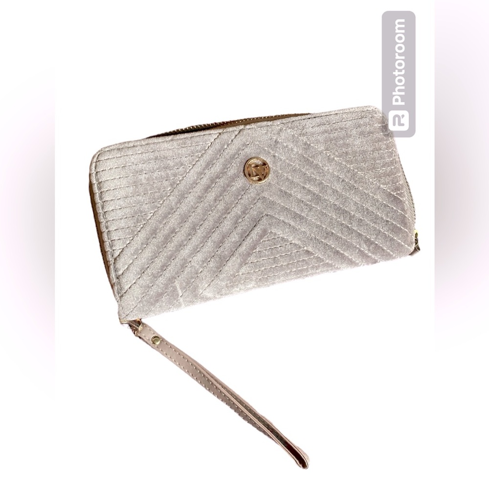La Diva Chevron Velour Quilted Wallet
